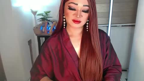 Amanda online show from 01-06-25, 05:49