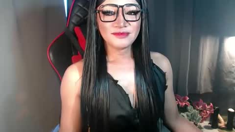 Amanda online show from 10-26-25, 10:36