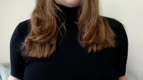 Snapshot of smokeshow3 chatting on 02-19-25, 08:10 smokeshow3 online show from 02-19-25, 08:10