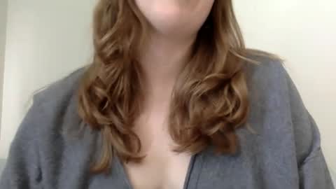 Snapshot of smokeshow3 chatting on 02-25-25, 06:42 smokeshow3 online show from 02-25-25, 06:42