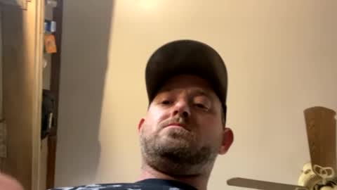 Snapshot of smokeymt420 chatting on 12-30-24, 05:13 smokeymt420 online show from 12-30-24, 05:13