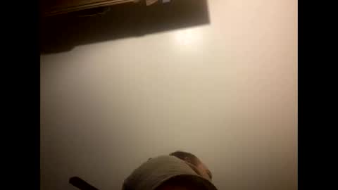 Snapshot of smokeymt420 chatting on 01-04-25, 02:14 smokeymt420 online show from 01-04-25, 02:14