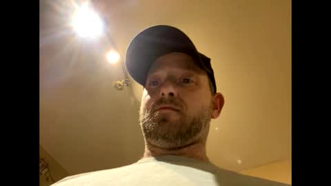 Snapshot of smokeymt420 chatting on 01-09-25, 05:23 smokeymt420 online show from 01-09-25, 05:23