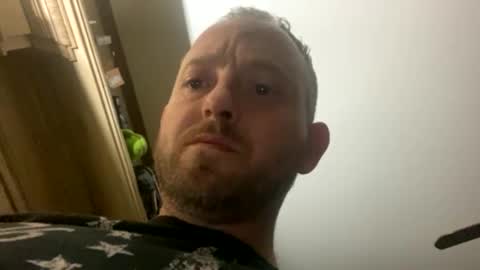 Snapshot of smokeymt420 chatting on 02-06-25, 05:14 smokeymt420 online show from 02-06-25, 05:14