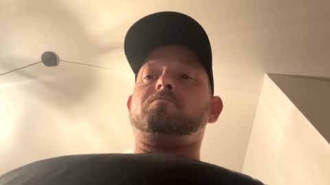 Snapshot of smokeymt420 chatting on 09-25-25, 05:55 smokeymt420 online show from 09-25-25, 05:55