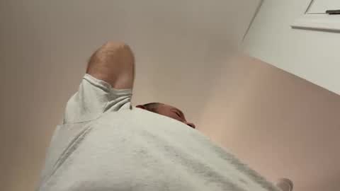 Snapshot of smokeymt420 chatting on 10-04-25, 04:32 smokeymt420 online show from 10-04-25, 04:32