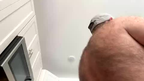 Snapshot of smokeymt420 chatting on 10-24-25, 07:43 smokeymt420 online show from 10-24-25, 07:43