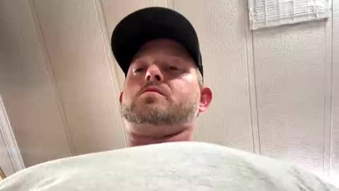 Snapshot of smokeymt420 chatting on 11-13-25, 04:55 smokeymt420 online show from 11-13-25, 04:55