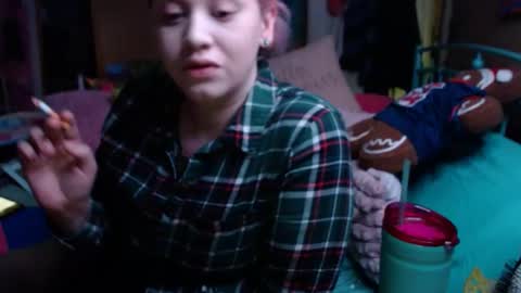 Snapshot of smokydian chatting on 01-19-25, 01:00 DIAN dee-ann online show from 01-19-25, 01:00