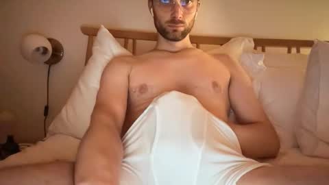 Snapshot of smooothh chatting on 11-15-25, 05:20 smooothh online show from 11-15-25, 05:20