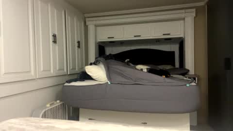 smoothmusclecam online show from 03-01-25, 07:30