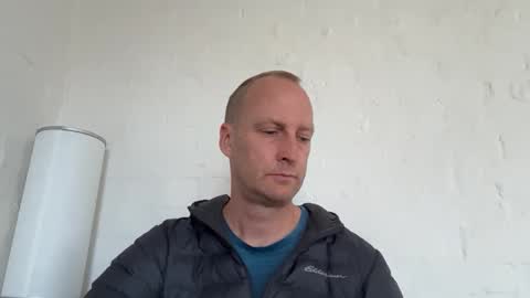 Snapshot of smoothroundbottom chatting on 10-24-25, 02:52 KinkyDonks online show from 10-24-25, 02:52