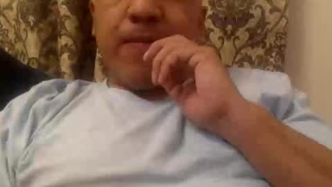 Snapshot of smoothstrik3r chatting on 12-21-24, 04:30 smoothstrik3r online show from 12-21-24, 04:30