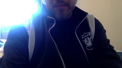 Snapshot of smoothstrik3r chatting on 01-16-25, 06:27 smoothstrik3r online show from 01-16-25, 06:27