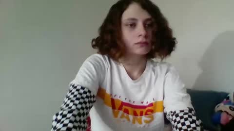 Bambi--Vodka online show from 01-01-25, 08:04