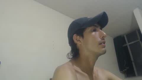 Snapshot of snackontime19 chatting on 09-30-25, 05:45 snackontime19 online show from 09-30-25, 05:45