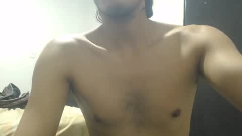 Snapshot of snackontime19 chatting on 10-31-25, 04:13 snackontime19 online show from 10-31-25, 04:13