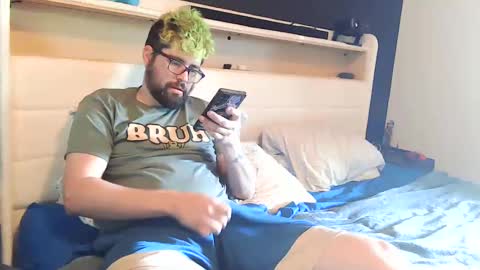 snackonzach online show from 09-14-25, 02:38