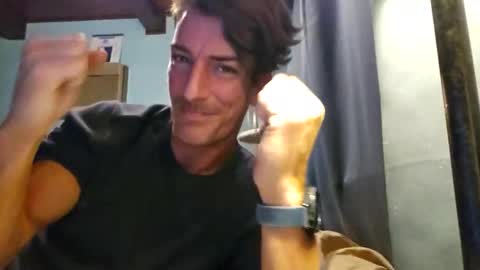 Snackyyyy online show from 05-06-26, 08:47