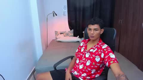 snak_master1 online show from 11-11-25, 04:51