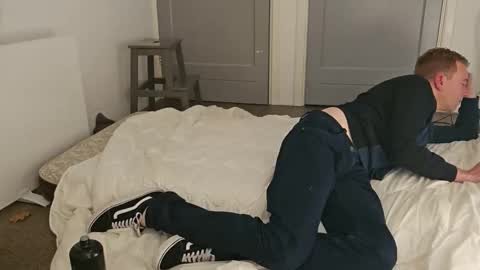 Snapshot of sneakerboy444 chatting on 11-15-25, 09:43 sneakerboy444 online show from 11-15-25, 09:43