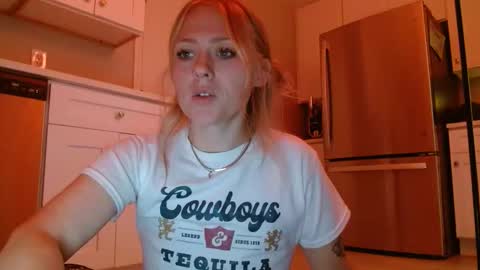 sneakyalicek online show from 03-31-26, 07:58