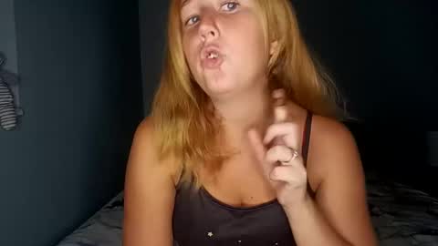 Snapshot of sneakylildevils chatting on 03-29-26, 06:08 Sneakylildevils online show from 03-29-26, 06:08