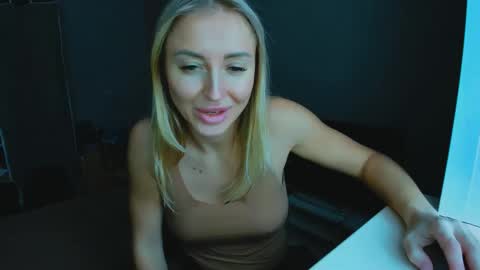 Sneja online show from 02-24-25, 10:48