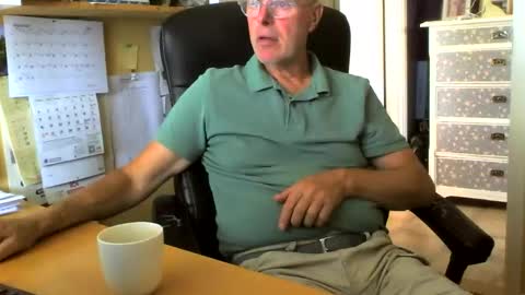 snickarn335731 online show from 09-15-25, 11:10