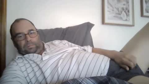 Snapshot of snoopjoe68 chatting on 11-17-25, 06:57 New beauty. Meet Ashley around 10. See pics online show from 11-17-25, 06:57