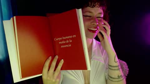 Arwen online show from 10-31-25, 10:22