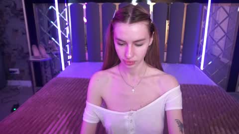 snow_whiteeex online show from 05-16-26, 10:36