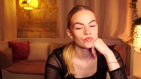 Hanna online show from 09-26-25, 09:02