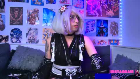 Snow and Bubble online show from 02-15-26, 05:42