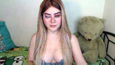 sophie online show from 01-04-25, 02:56
