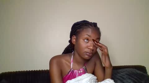 Snowie eyes online show from 03-16-26, 11:58