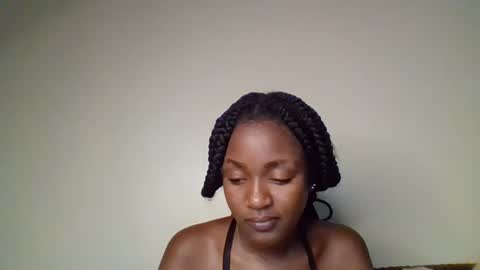 Snowie eyes online show from 04-04-26, 12:09