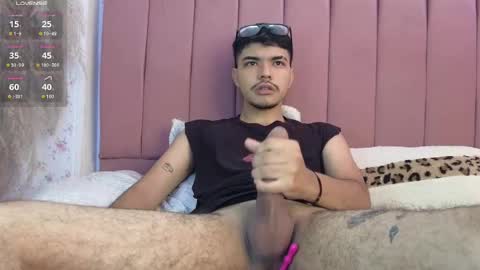 Snow online show from 09-24-25, 11:57