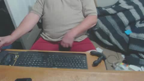 Snapshot of snwplwdrvr chatting on 03-12-26, 12:50 snwplwdrvr online show from 03-12-26, 12:50