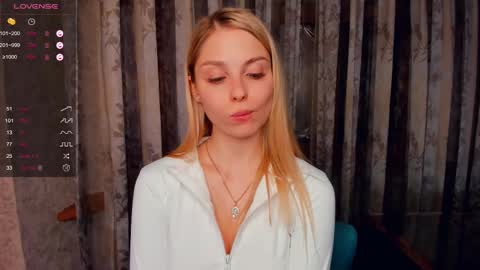 Alice - Birthday Girl online show from 03-08-25, 09:51