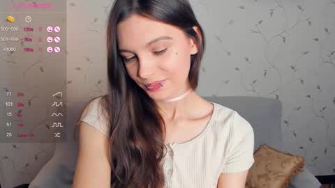 Alice - Birthday Girl online show from 09-26-25, 07:34