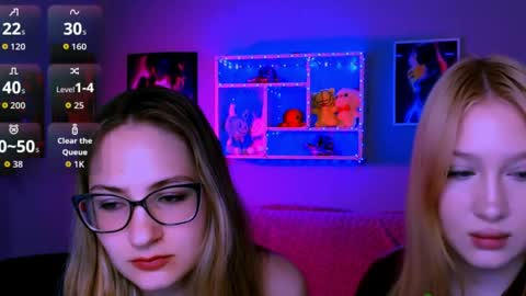 Snapshot of so_hot_rosalie chatting on 04-15-26, 07:58 so_hot_rosalie online show from 04-15-26, 07:58