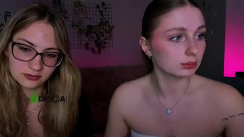Snapshot of so_hot_rosalie chatting on 04-21-26, 07:17 so_hot_rosalie online show from 04-21-26, 07:17
