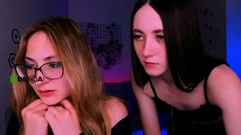 Snapshot of so_hot_rosalie chatting on 04-29-26, 07:42 so_hot_rosalie online show from 04-29-26, 07:42