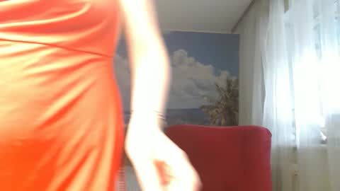 Snapshot of soaring_love chatting on 04-20-26, 06:38 Masha online show from 04-20-26, 06:38