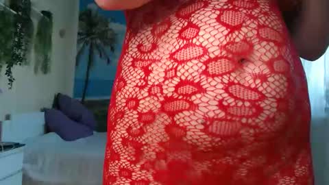 Snapshot of soaring_love chatting on 05-06-26, 04:52 Masha online show from 05-06-26, 04:52