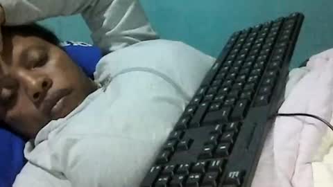 Snapshot of soayh89 chatting on 06-24-26, 03:22 soayh89 online show from 06-24-26, 03:22