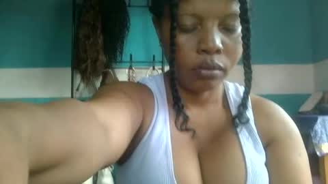 Snapshot of soayh89 chatting on 07-19-26, 08:18 soayh89 online show from 07-19-26, 08:18
