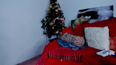 Snapshot of sobigcurvy44 chatting on 12-31-24, 09:50 leidy online show from 12-31-24, 09:50