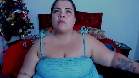 Snapshot of sobigcurvy44 chatting on 01-04-25, 10:13 leidy online show from 01-04-25, 10:13